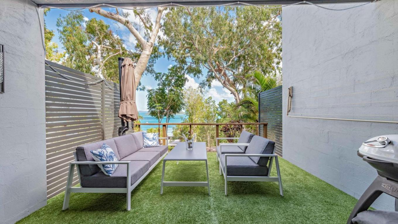 Sunset Waters Apartments Hamilton Island Exterior photo