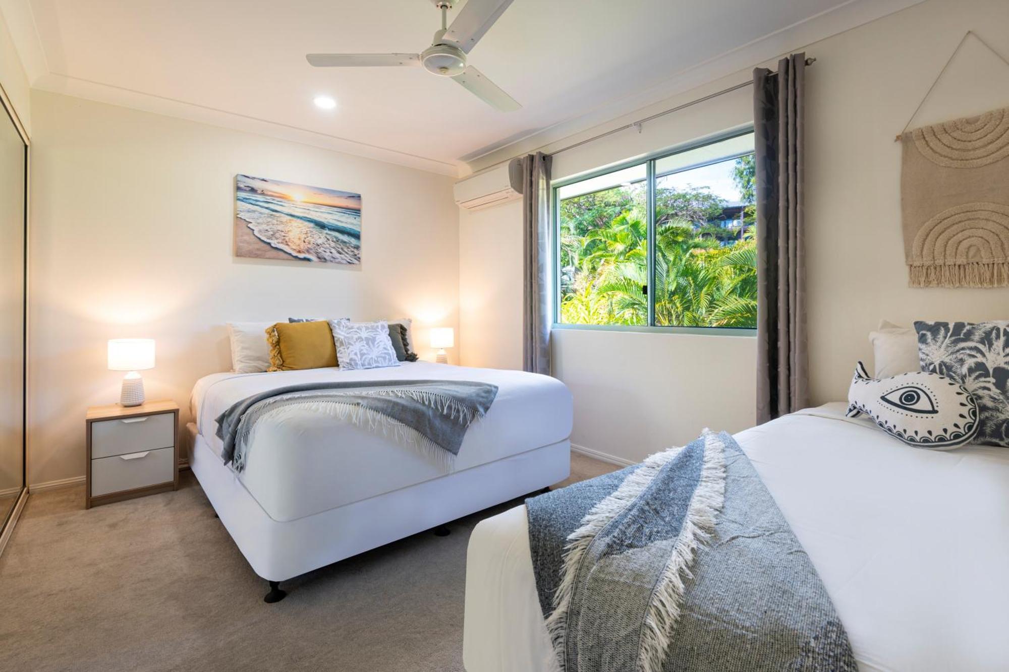 Sunset Waters Apartments Hamilton Island Exterior photo